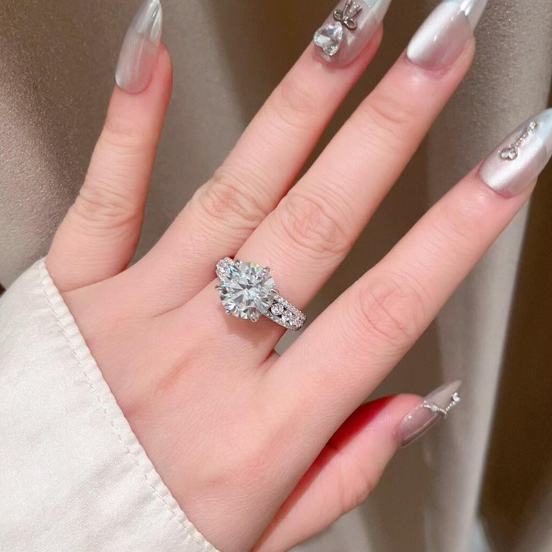 4 Carats High Sparkle Classic  - đánh giá và giá Moissanite Engagement Ring 1 Carat